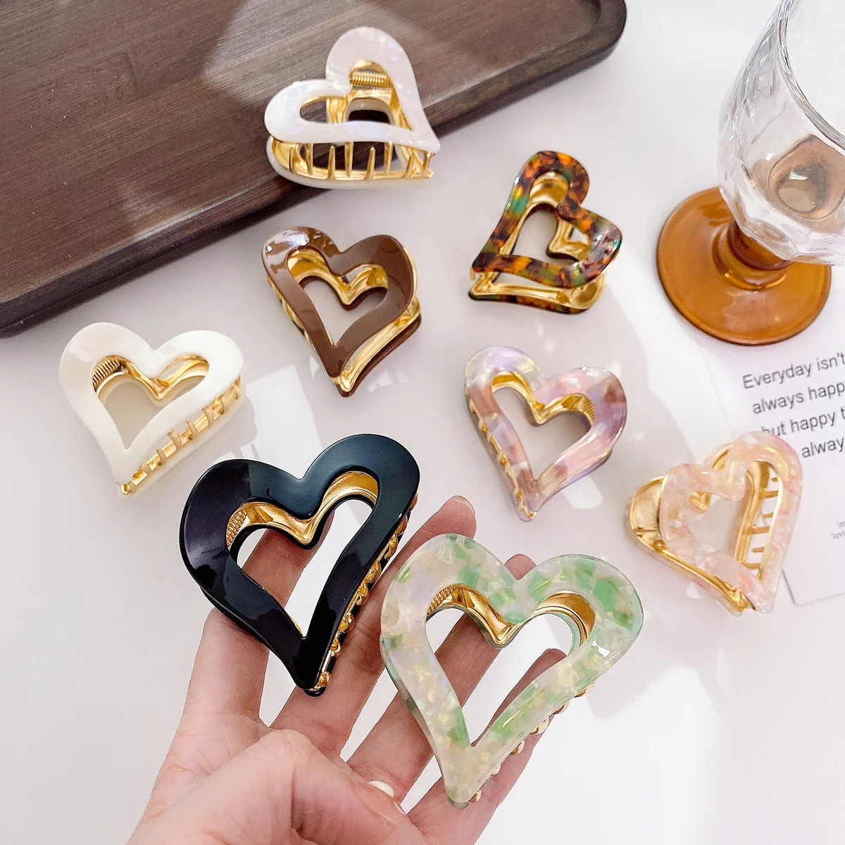 St Future Heart-Shaped Acetate Claw Clip Collection