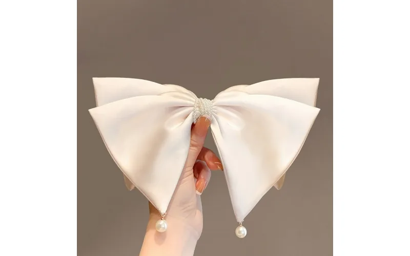 St Future Collection Clip de printemps Satin & Pearl Bow