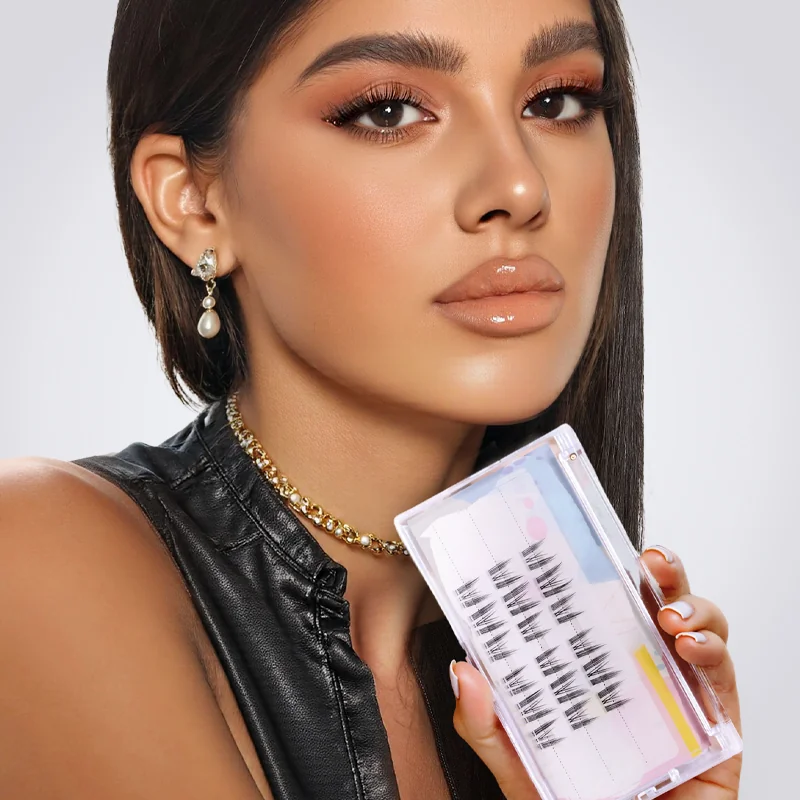 St Future Bandless Seamless Segment Lashes