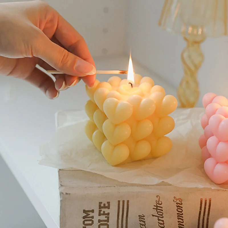 Bubble cube candle