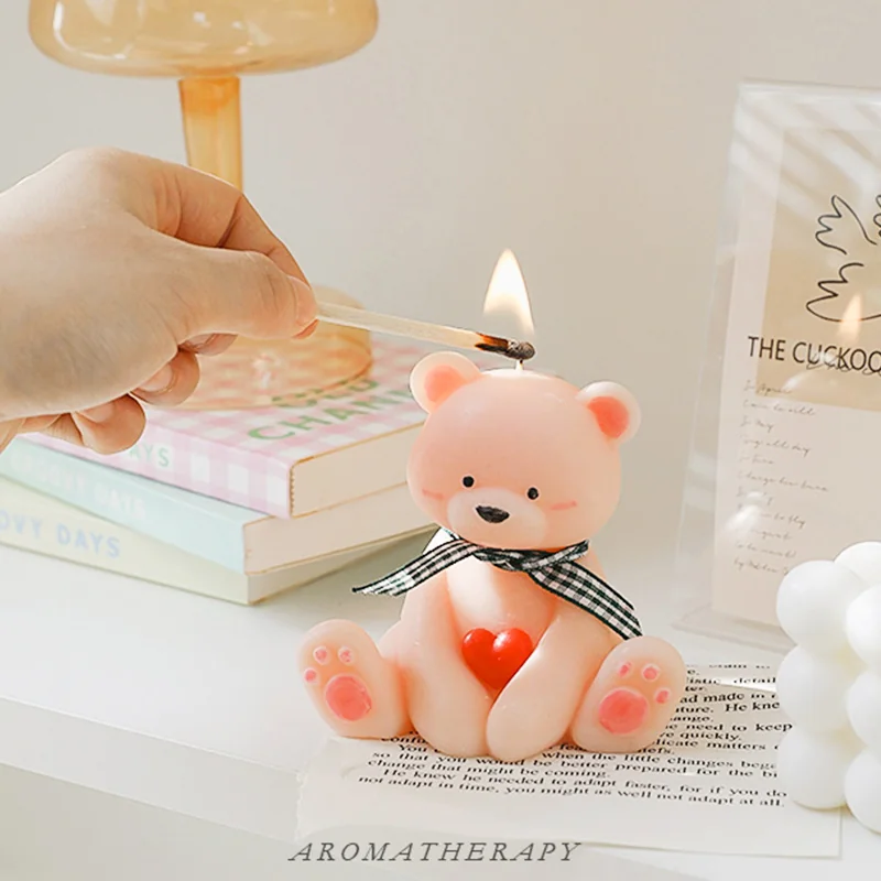 Bougie en forme d'ours d'amour