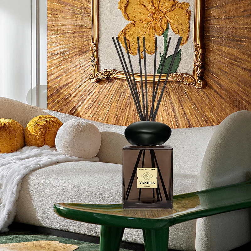 Oversized reed diffuser