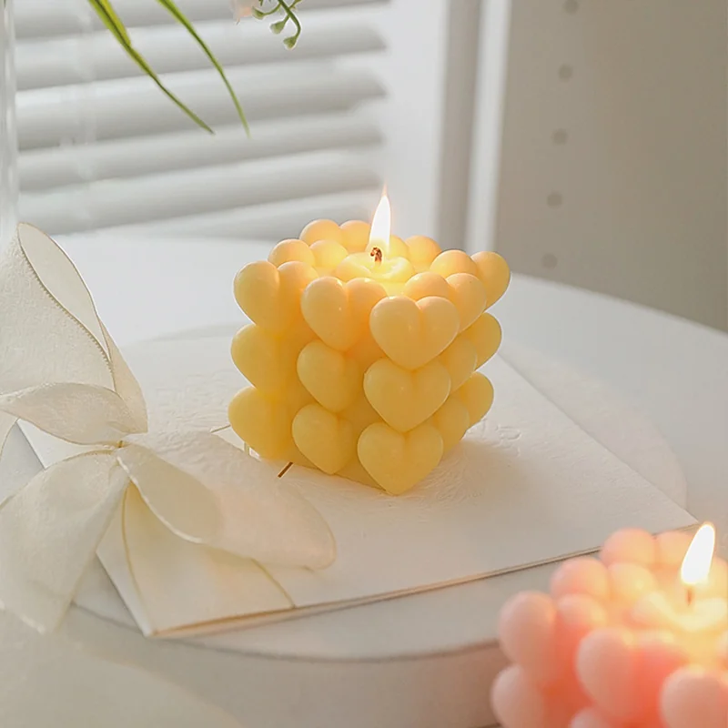 Bubble cube candle