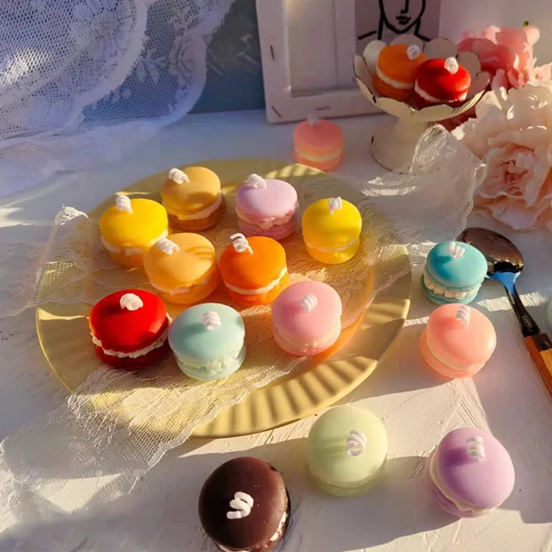 Macaron shape candle