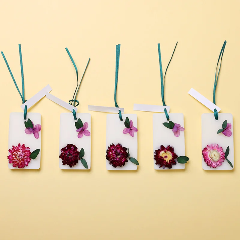 Dried flower aromatherapy wax tablet