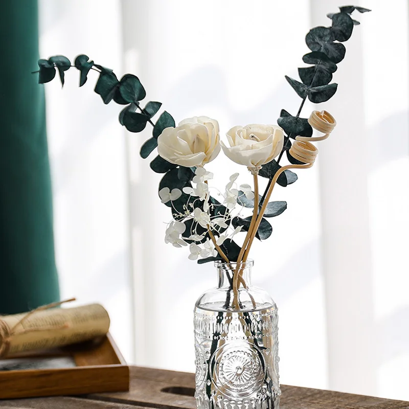 Difusor de mimbre de flores preservadas con varilla de ratán