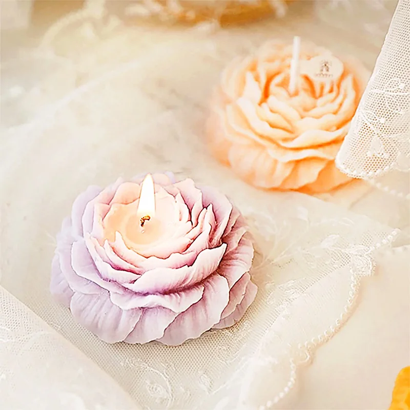 Peony shape candle