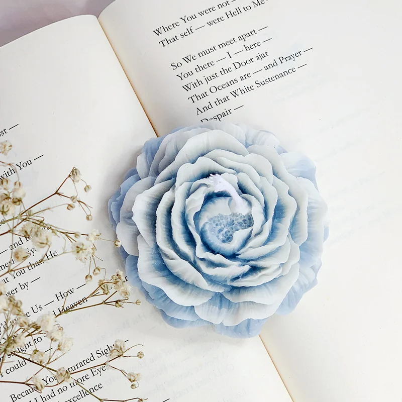 Peony shape candle