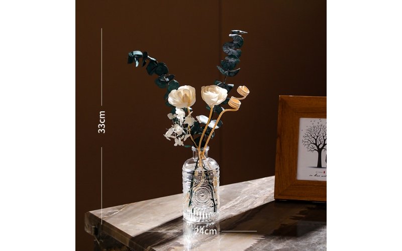 Preserved flower reed diffuser with rattan stick