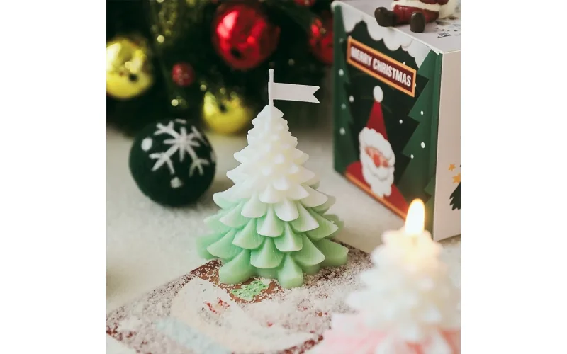 Christmas tree shape candle