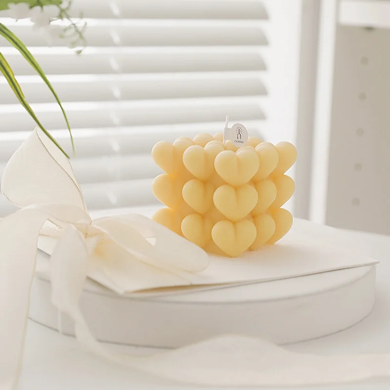 Bubble cube candle