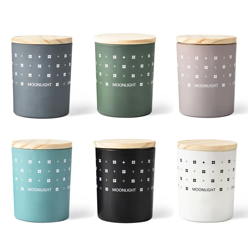 Scented candle jar with wood lid
