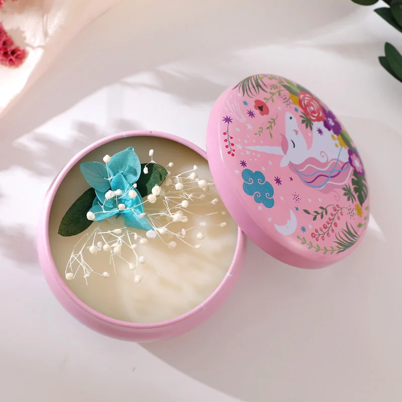 Dried flower tin candle