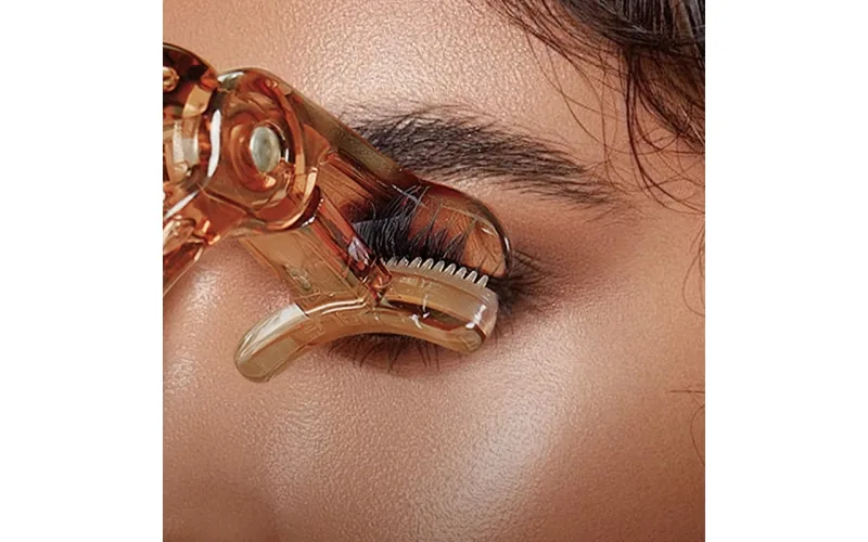 St Future Makeup Tools Eyelash curler Eyelash applicator Brow razor Tweezers Brow & lash brush Beauty scissor Product distributor quotation